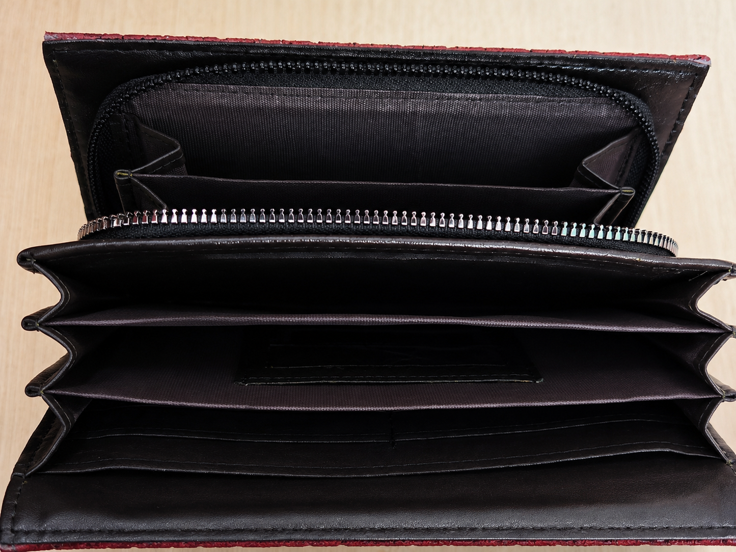 Premium Woven Women's Wallet | Multi Compartment | Mobile Friendly